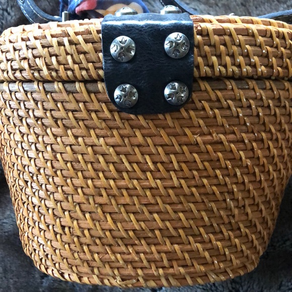 Patricia Nash basket purse - Picture 3 of 8